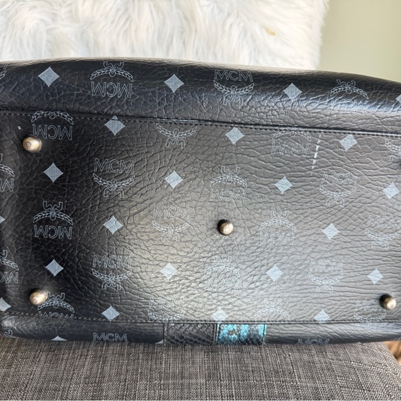 MCM vintage Black Lion Satchel - Picture 8 of 16